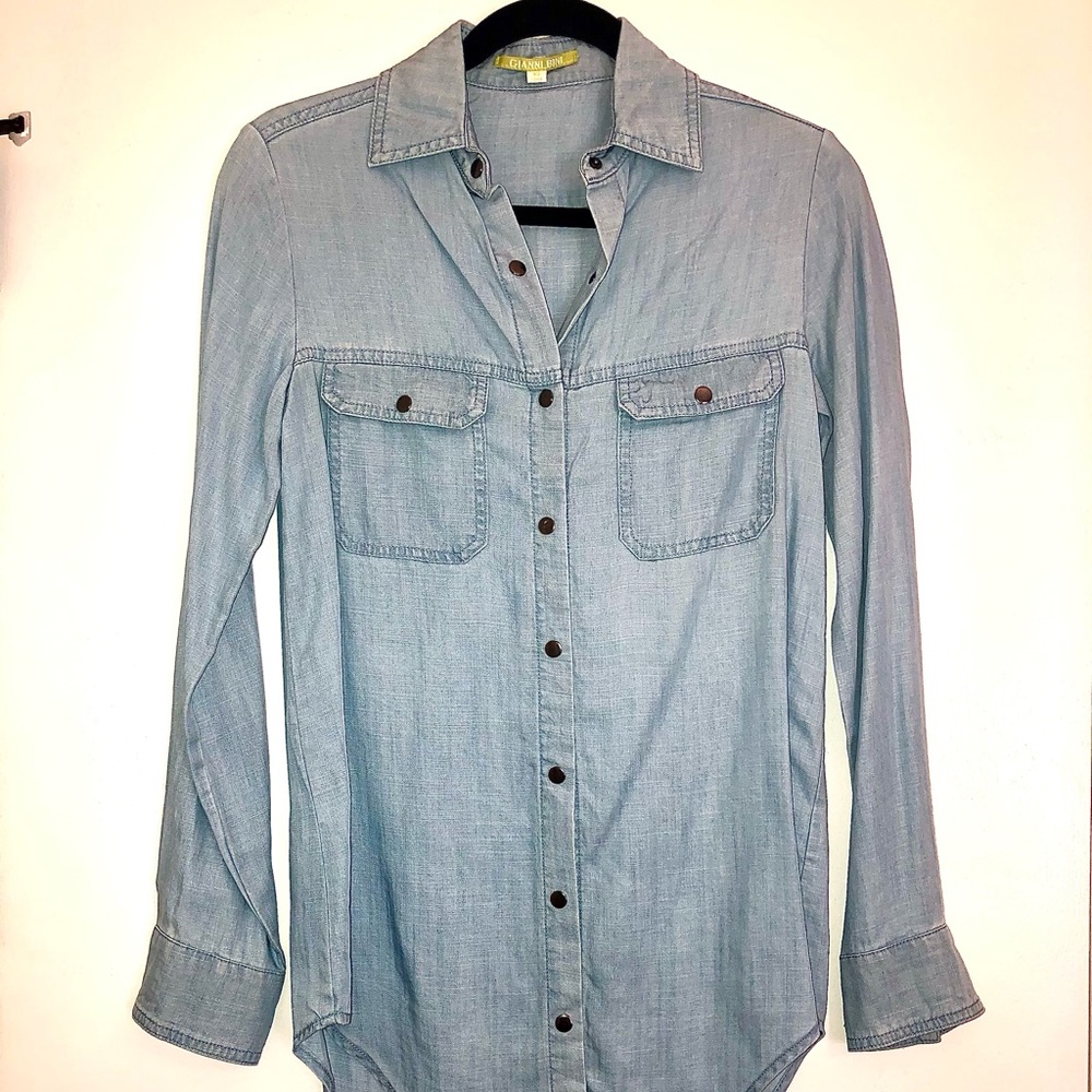 Gianni Bini Chambray Shirt XS NWOT